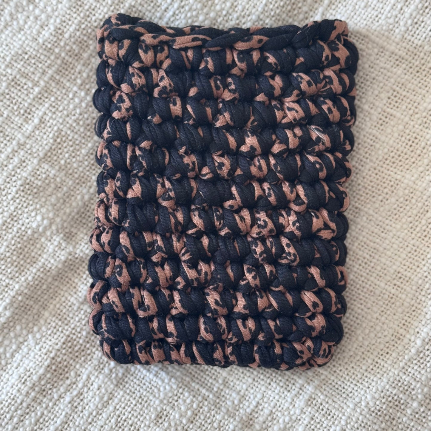 Housse liseuse 6" Kindle/Kobo en crochet artisanal - Modèle ARMANTIS