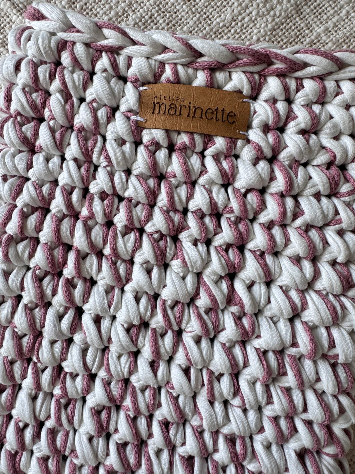 Housse tablette 10/11" iPad/Android en crochet artisanal - Modèle VANCOURIS