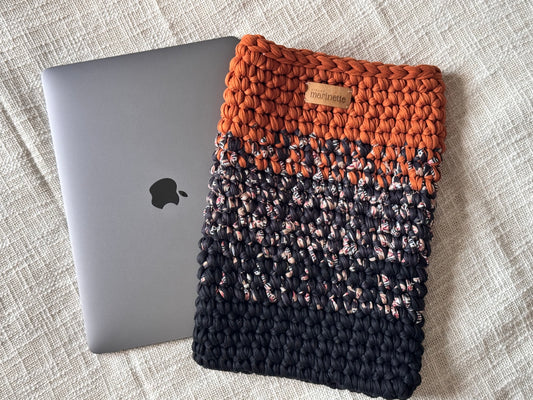 Housse PC/MacBook 13 pouces en crochet artisanal - Modèle LISBORRA