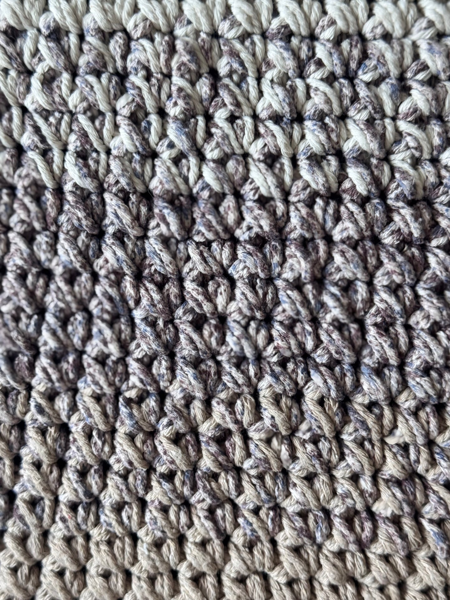 Housse PC/MacBook 13 pouces en crochet artisanal - Modèle SYDNEIRA