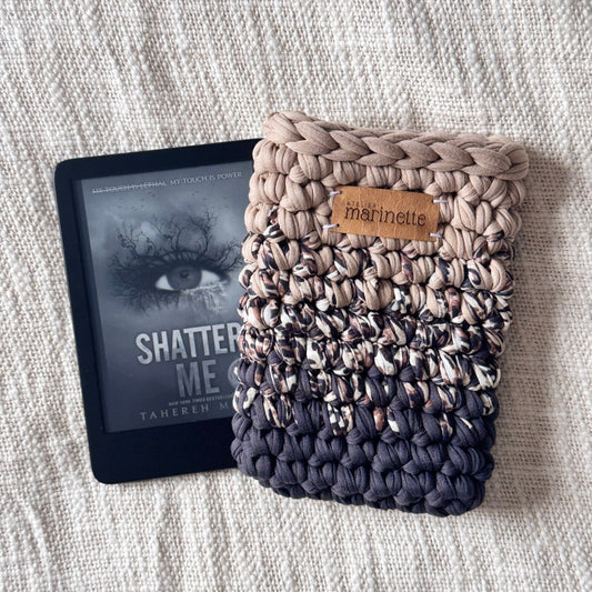 Housse liseuse 6" Kindle/Kobo en crochet artisanal - Modèle KAIROX