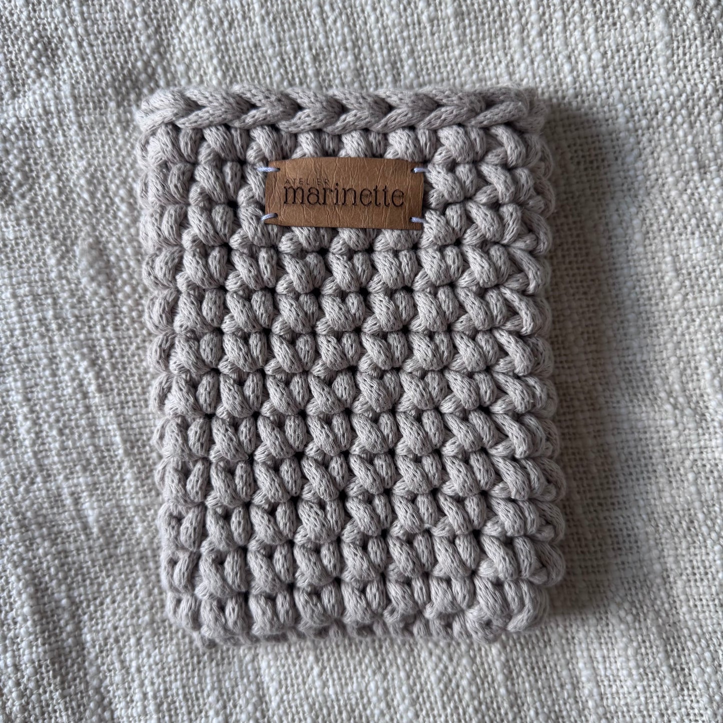 Housse liseuse 6" Kindle/Kobo en crochet artisanal - Modèle CORDALYA