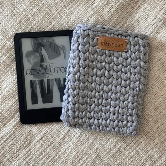 Housse liseuse 6" Kindle/Kobo en crochet artisanal - Modèle MALDINA