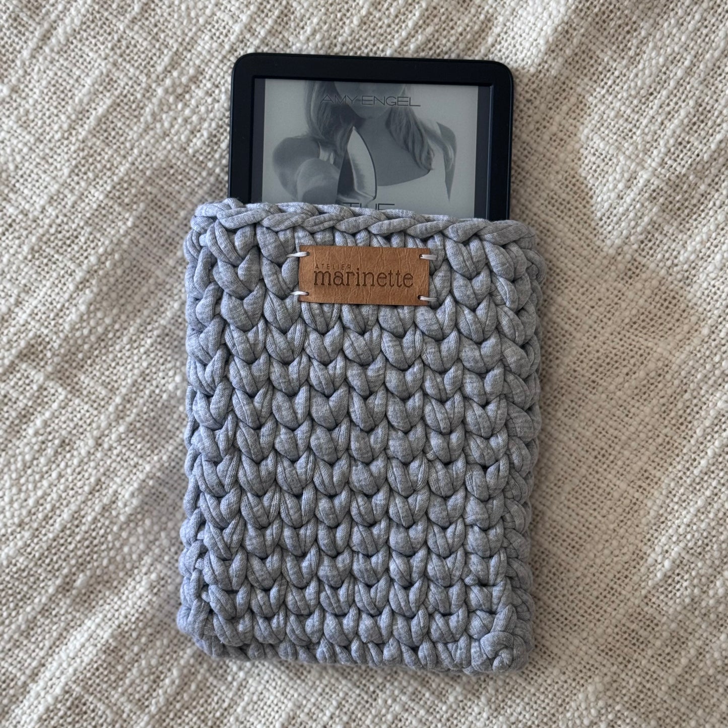 Housse liseuse 6" Kindle/Kobo en crochet artisanal - Modèle MALDINA