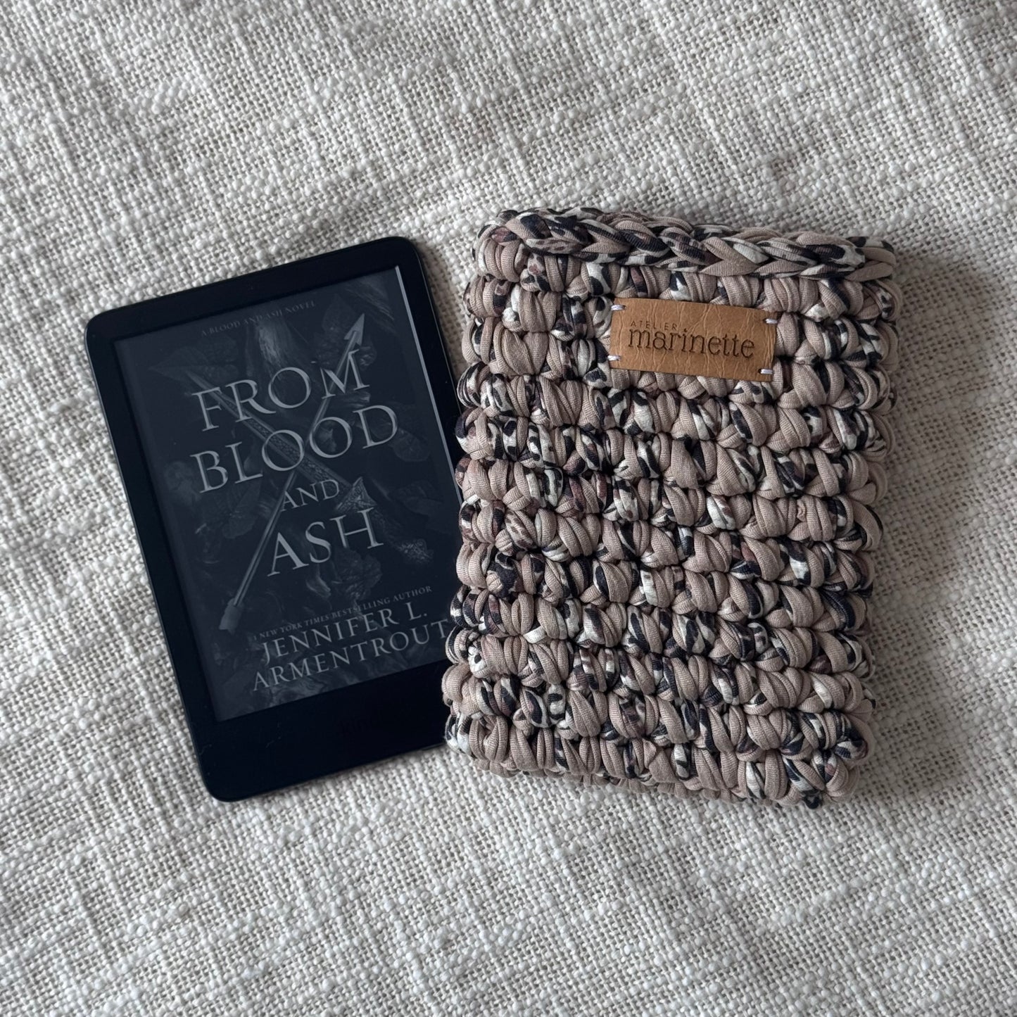 Housse liseuse 6" Kindle/Kobo en crochet artisanal - Modèle TARANIKTA
