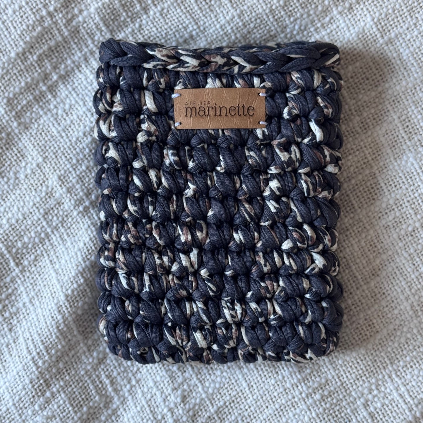 Housse liseuse 6" Kindle/Kobo en crochet artisanal - Modèle TOTAMAJA