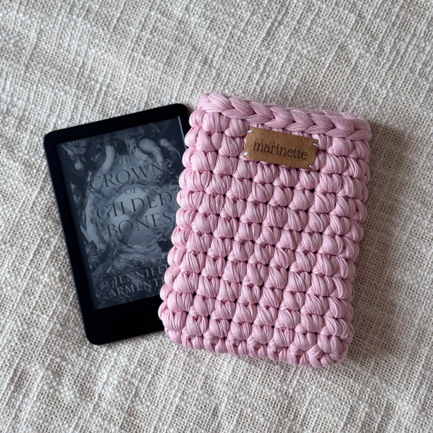 Housse liseuse 6" Kindle/Kobo en crochet artisanal - Modèle KARSINAR
