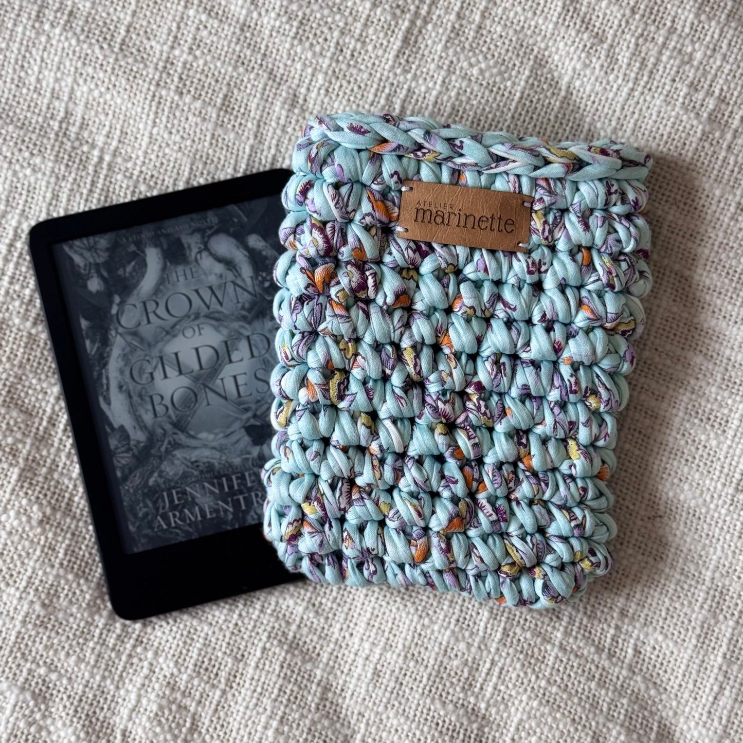 Housse liseuse 6" Kindle/Kobo en crochet artisanal - Modèle RAMINDORA