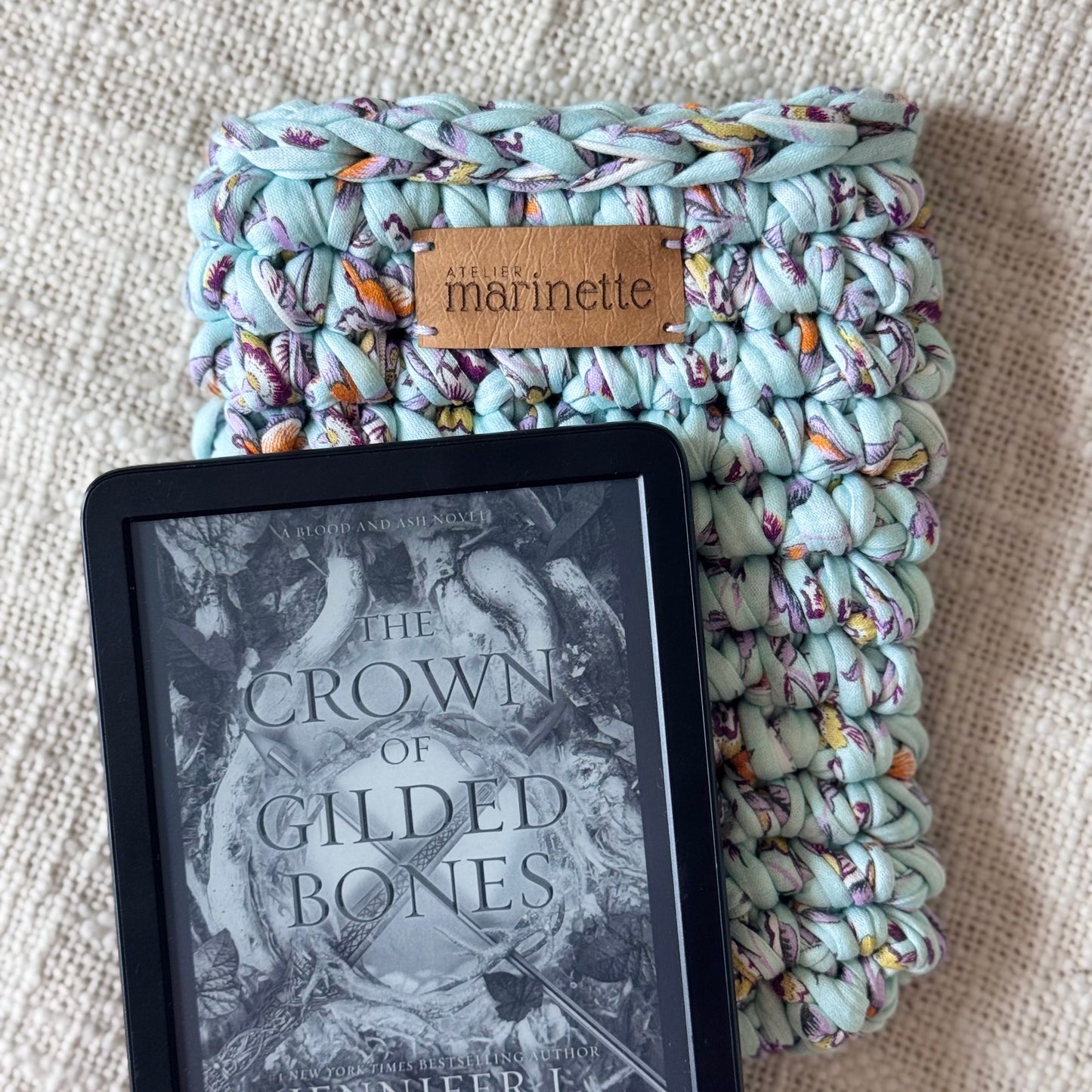 Housse liseuse 6" Kindle/Kobo en crochet artisanal - Modèle RAMINDORA