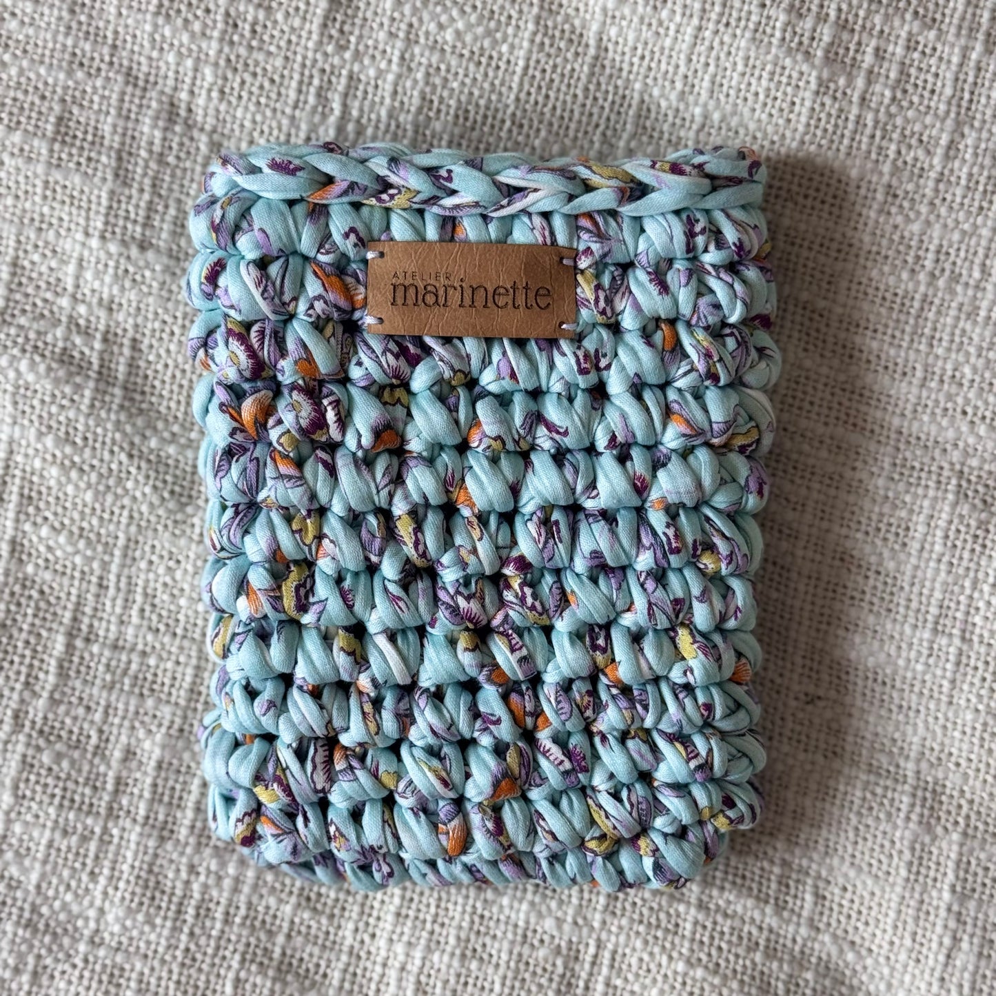 Housse liseuse 6" Kindle/Kobo en crochet artisanal - Modèle RAMINDORA