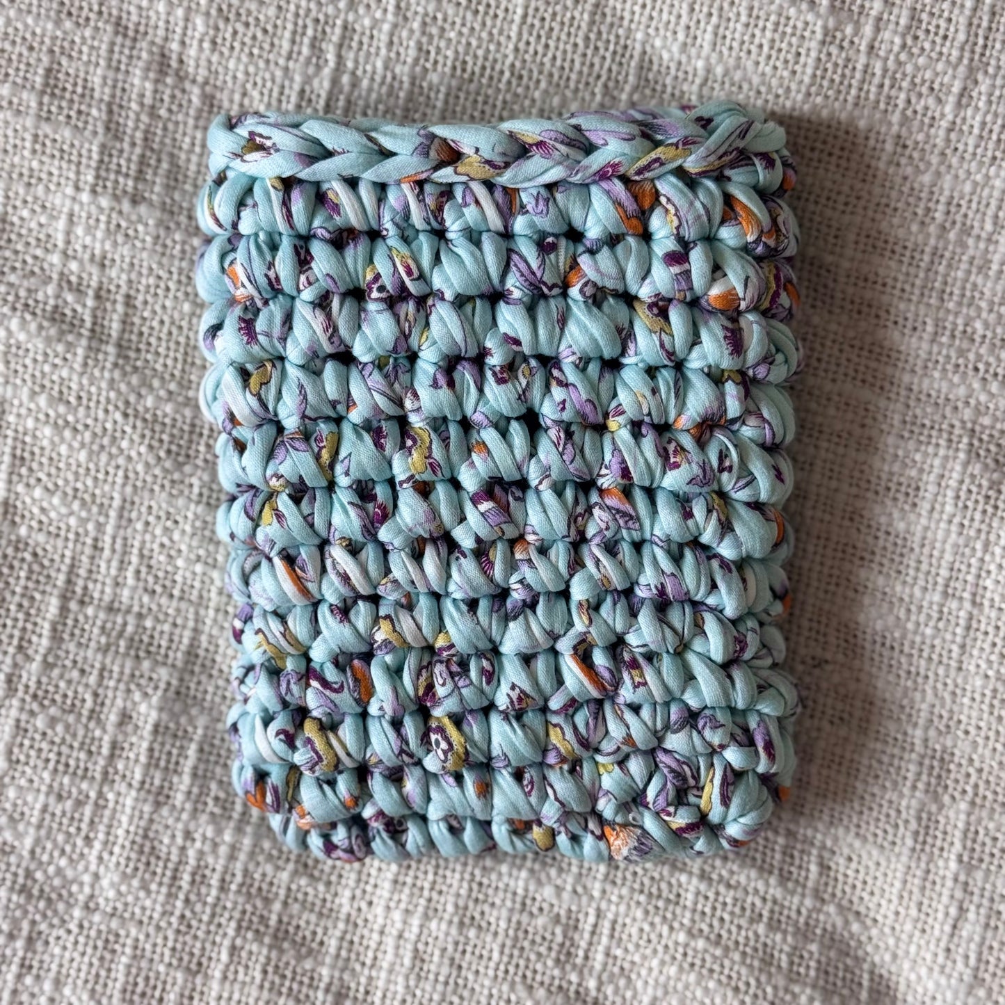 Housse liseuse 6" Kindle/Kobo en crochet artisanal - Modèle RAMINDORA