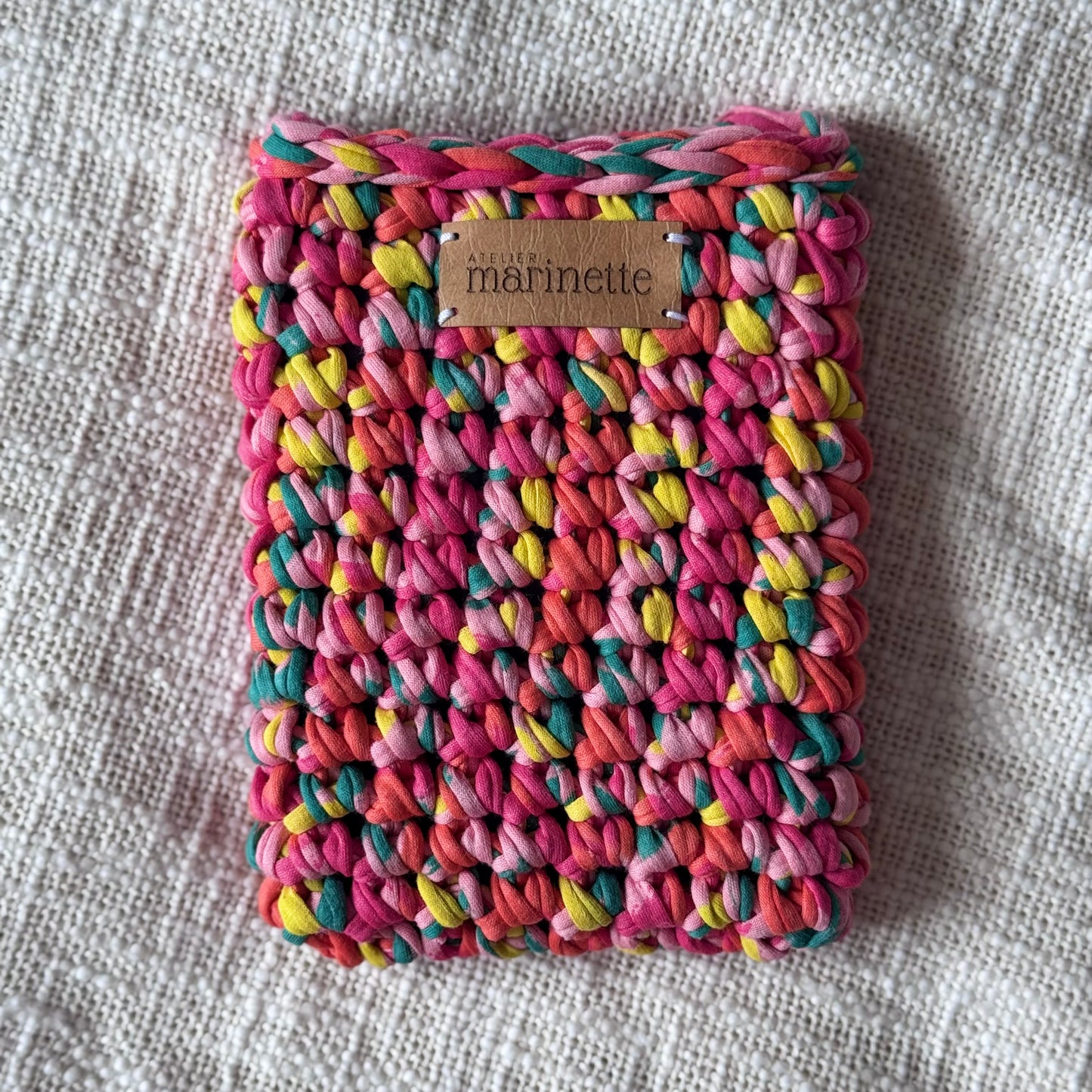 Housse liseuse 6" Kindle/Kobo en crochet artisanal - Modèle RAINBOW